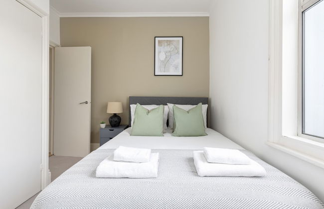 Amazing Flat in Battersea - Photo 3