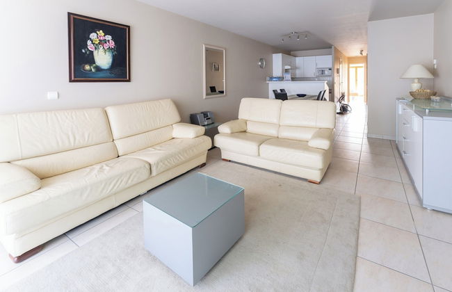 Apartment by Belgian Coast With Sun Terrace - Foto 1