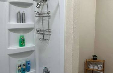 Cozy Home off Brady ST - Foto 6