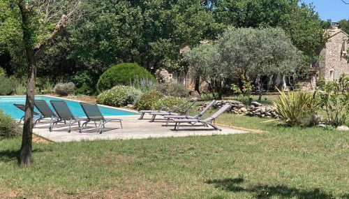 La Bastide des Chênes Lacoste - Photo 5, Garden, Garden view