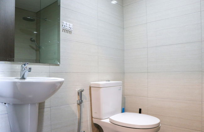 Strategic And Warm Studio At Ciputra International Apartment - Photo 11