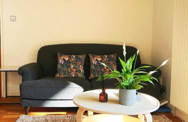 Luxury Apartment at Edinburgh - Photo 1