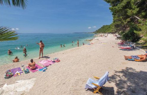 Four-Bedroom Apartment In Srinjine - Photo 23