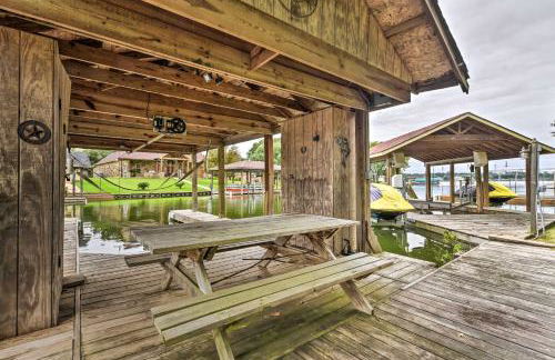 Quiet Lake Conroe Townhome with Water-View Deck - Photo 25