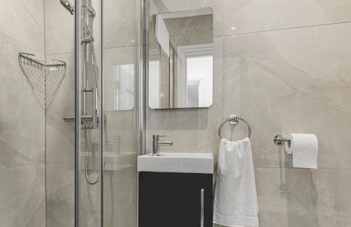 Modern 3 and 2 bedroom apartment in Maida Vale - Foto 9