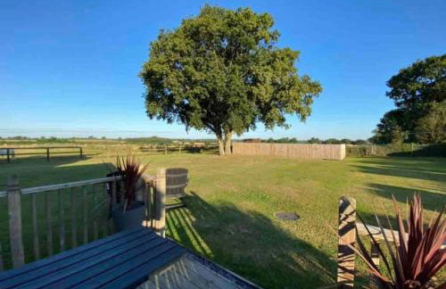 Near Woodbridge The Annexe Eyke Fantastic views with Dog secure Garden and Paddock - Foto 20