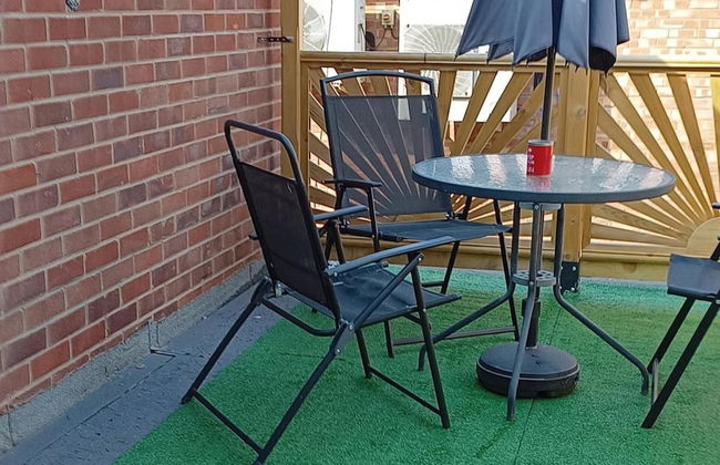 Apartment - Sleeps 5, Free Parking & Sun Terrace - Foto 15