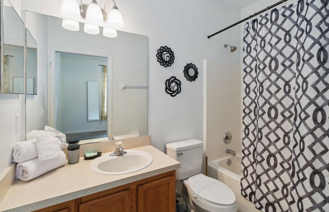 5/4 Pool Home Located in Sunset Ridge Community! - Foto 12