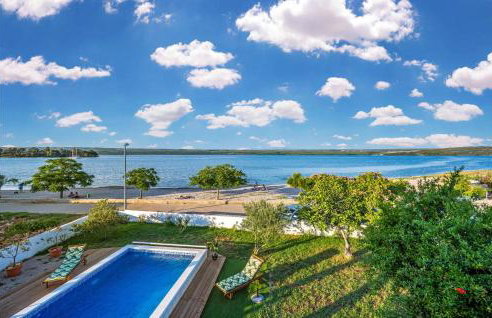 4 Bedroom Beautiful Home In Raslina - Foto 1