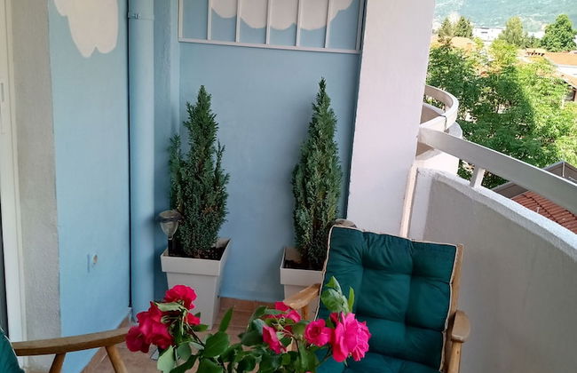 Near Lake, With View, Center - Photo 12