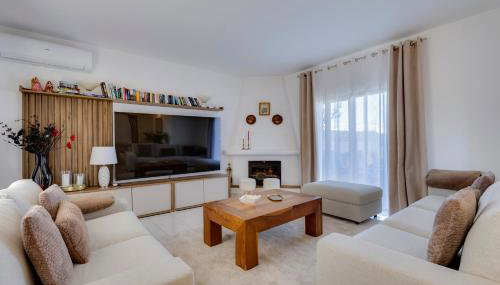 Villa Arpeggio - Cozy 3-Bedroom Villa with Private Pool in Montinhos da Luz, Lagos - Foto 4, Garden view