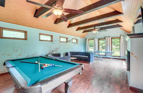 Game Room and Private Yard Family Gem in Kunkletown - Foto 4