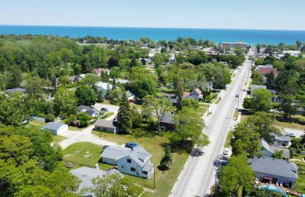 Oscoda Hilltop Haven - Great Location near Beach! - Foto 14