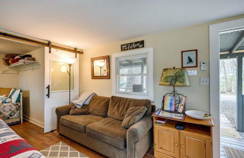 Fireside Relaxation Pet-Friendly Whittier Getaway - Foto 15