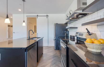 The Carter by AvantStay – Spacious Stay Near Downtown - Foto 22