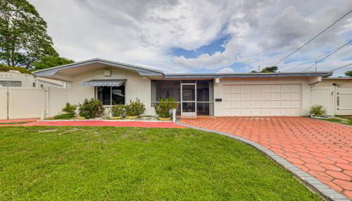 Canal-Front Gem with Pool 3 Mi to Hard Rock Stadium - Foto 3