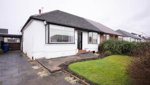 Spacious Home 10 mins to Airport & Braehead - Pass the Keys - Foto 1, Other