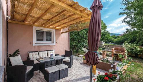 2 Bedroom Awesome Apartment In Krasica - Foto 2