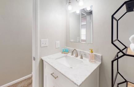 stylish townhome, sleeps 8, pet friendly - Foto 15