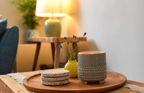 Cheerful 3 bed Grade II Central Cottage - Foto 15