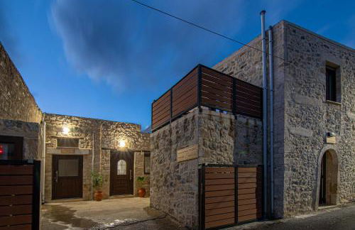 Hercules Traditional Houses - Photo 3