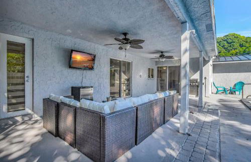 Boca Beauty - Stylish Home With Pool 3 Bedroom Home by RedAwning - Foto 86