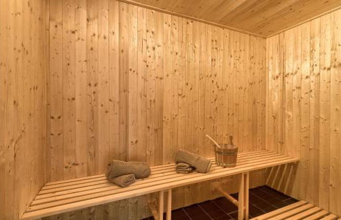 Cozy Home In Naselje Muzini With Sauna - Foto 6