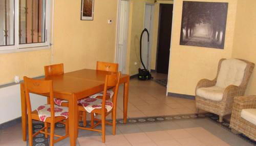 T4 proche Hypercentre, box auto privé et loggia - Foto 3