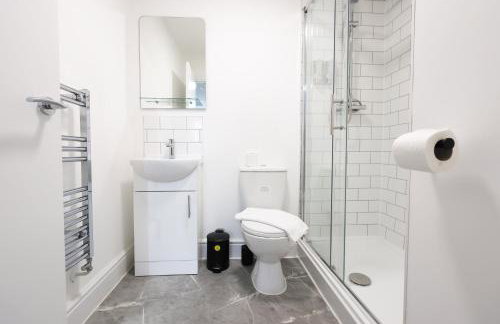 New Lodge Studios with Full Kitchen and Parking - Foto 59