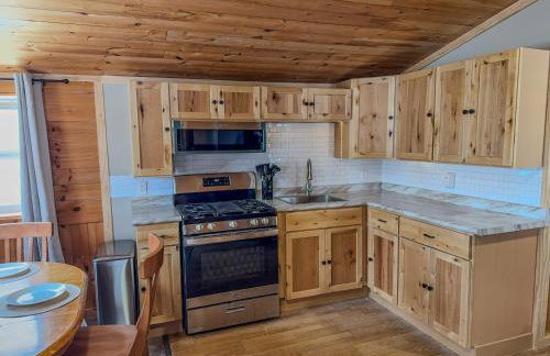 Pine and Paddle Cottage on Black Lake - Foto 14