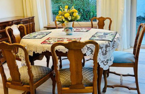 Cozy house with courtyard - Foto 18