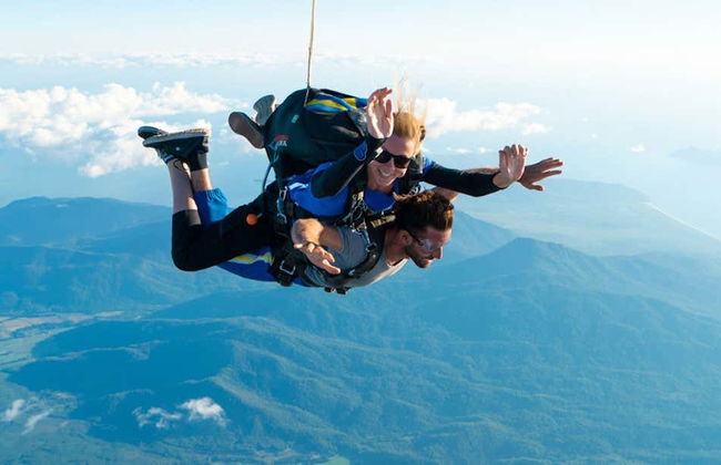 Salto en paracaídas en Cairns - Foto 1