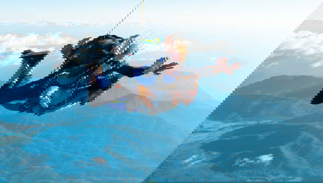 Salto de paraquedas em Cairns