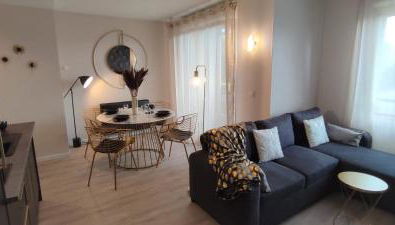 Arty Appart - Eurexpo - Parking box privé - Balcon - Sauna en option - Foto 4