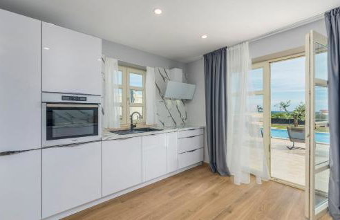 Villa Vistra, Brand New Luxury Villa with Poolbar - Foto 25