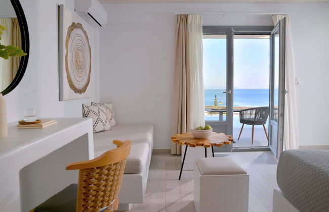 Mythology Naxos Villas & Suites - Photo 3