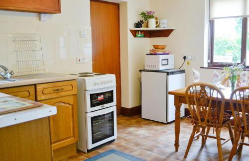 Greenmeadow Bungalow - Photo 4