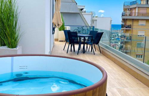 GEA SEAVIEW APARTMENT - Bright Top-Floor Gem in central Nettuno, Steps from the Station - Foto 4