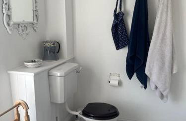 The Moorings - Just a few metres from the sea! - Photo 50