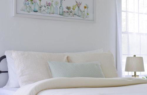 Gorgeous 10 Acre Modern Farmhouse & Private Pond - Photo 33