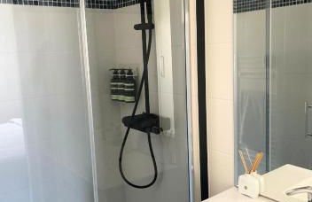 Villa contemporaine avec piscine chauffée proche des plages - Foto 20