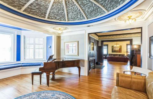Massive 5 bedroom downtown - Photo 19