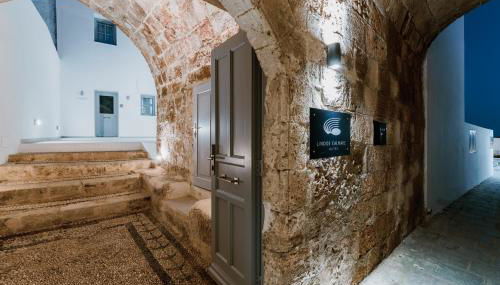 Lindos Calmare Suites - Photo 2