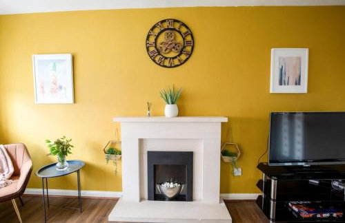 2BR Home Near Shops & Transport Links - Foto 35