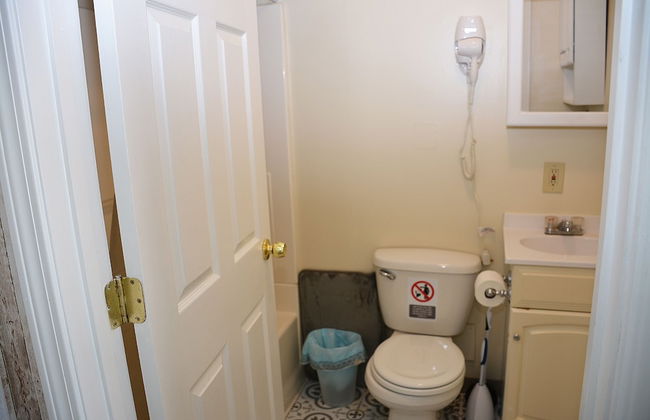 68 East Grand Ave - Photo 25