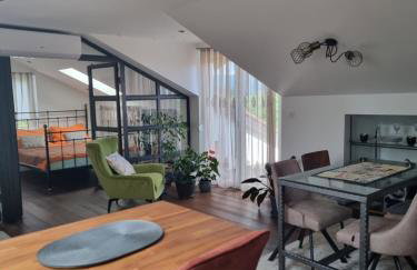 Eclectic suburbian oasis 7km from the beach - Foto 6