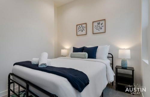 Luxury 2BR 2BA East Austin retreat w yard, deck and garage parking by Austin Vacay - Foto 24