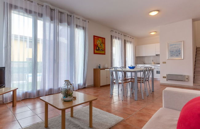 Villa in Albarella With Private Pool & Beach - Photo 20