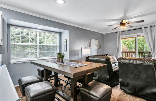 Cozy Lakeside Getaway - Outdoor Theater - Free Early Check-In- 4min to Silver Dollar City - Foto 29