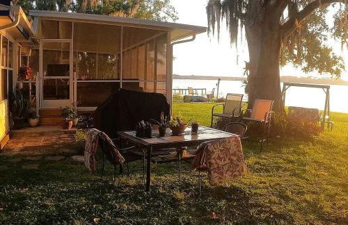 Lakefront Cottage Orlando-Tampa - Foto 15